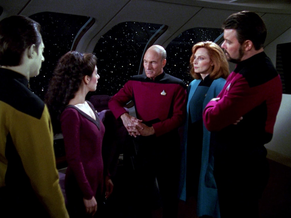 PHOTO: Star Trek: The Next Generation