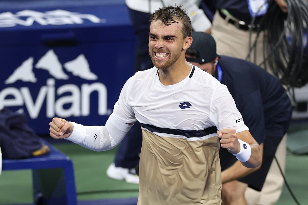 PHOTO: Benjamin Bonzi celebrates after winning his men's singles first round tennis match against Russia's Daniil Medvedev on day one of the US Open tennis tournament at the USTA Billie Jean King National Tennis Center in New York City, Aug. 24, 2025.