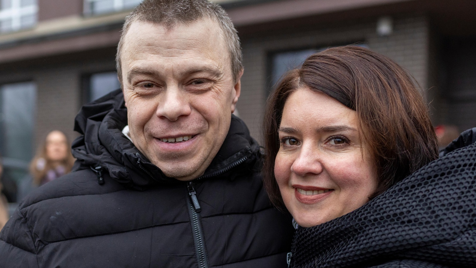 Въпреки че Беларус е освободила десетки затворници онези които са