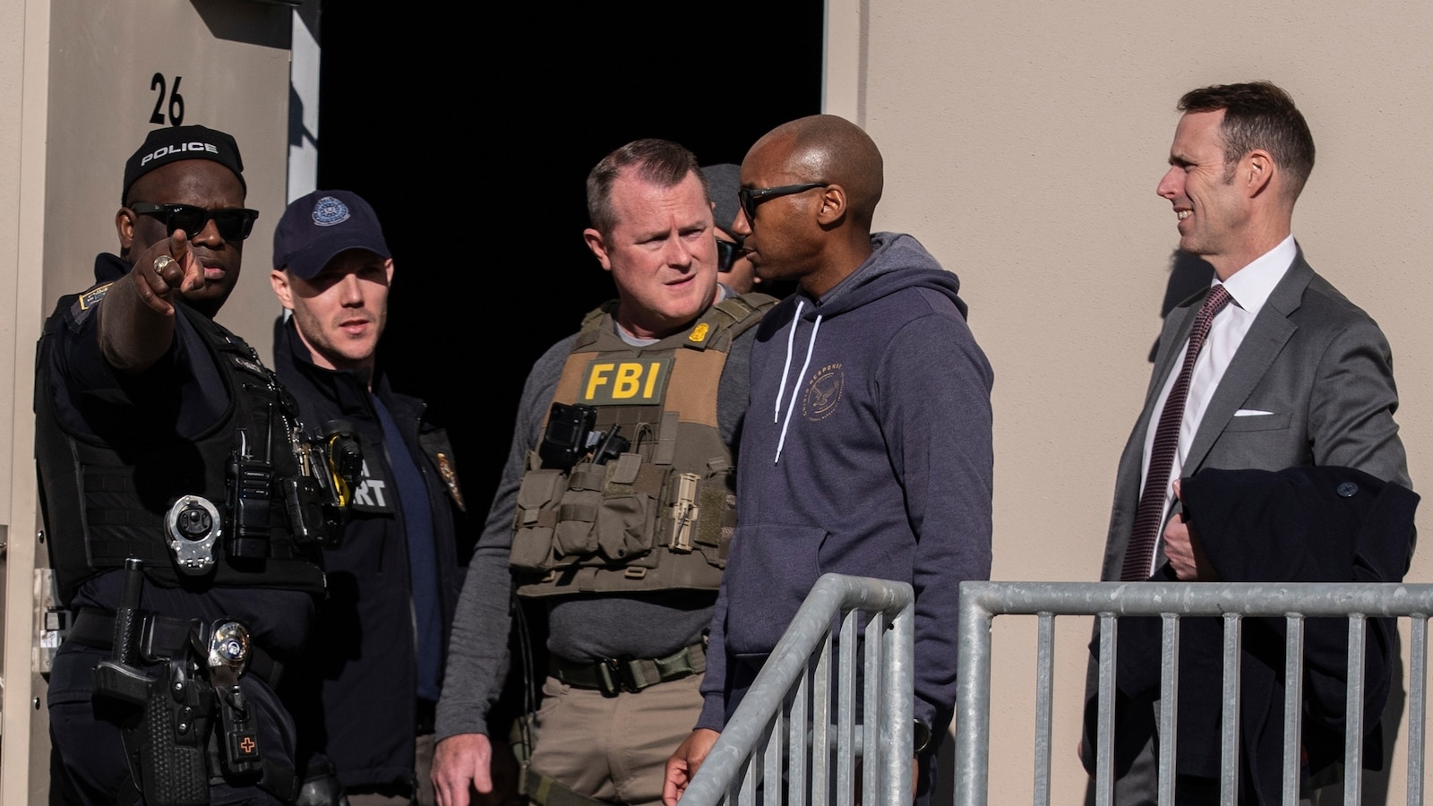 Judge denies request to force FBI to return seized 2020 Fulton County ballots