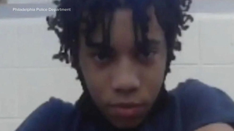 Video Teen murder suspect escapes custody - ABC News