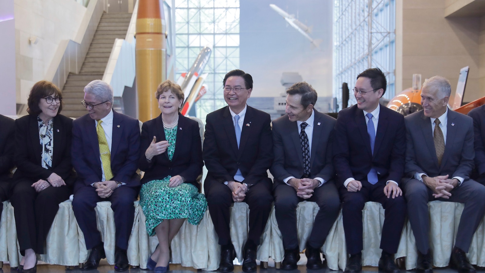 وأعرب المشرعون الأمريكيون عن دعمهم لميزانية الدفاع الخاصة بتايوان