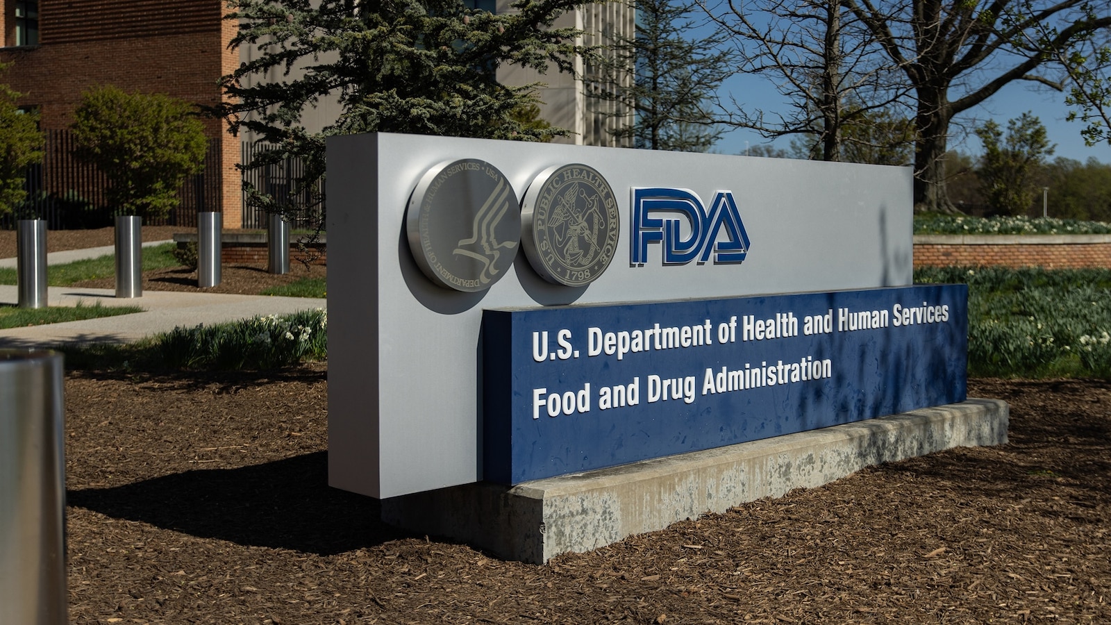 FDA removes 'black box' warning label on hormone replacement therapy for menopause