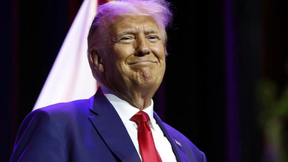 Video Former President Donald Trump back on campaign trail - ABC News