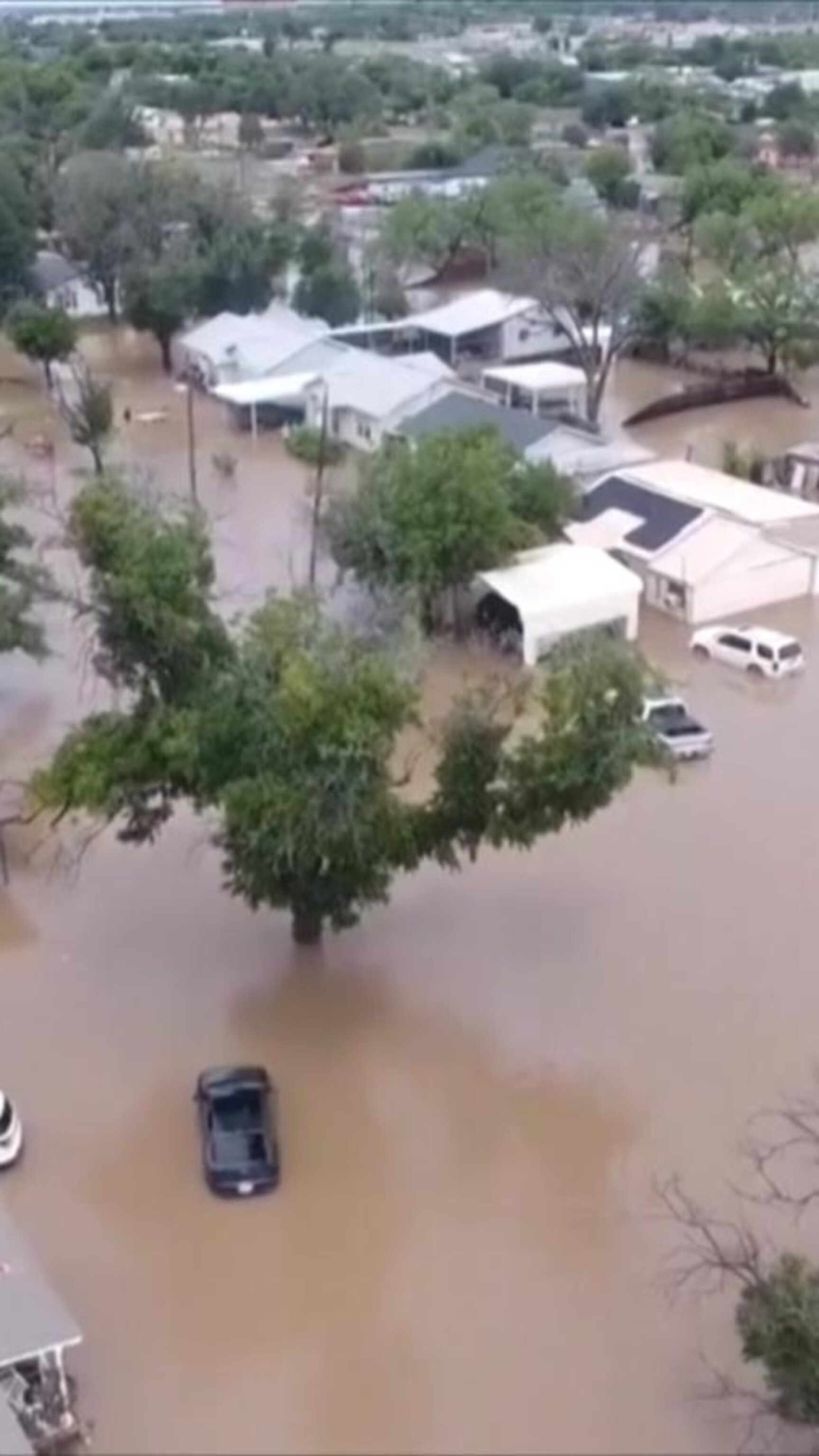 Video Gov. Abbott gives update on deadly Texas floods after aerial
