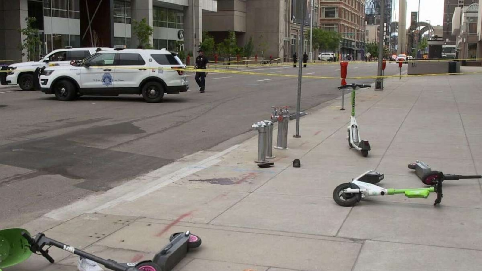 2 hurt in targeted shooting after Denver Nuggets' championship parade ...