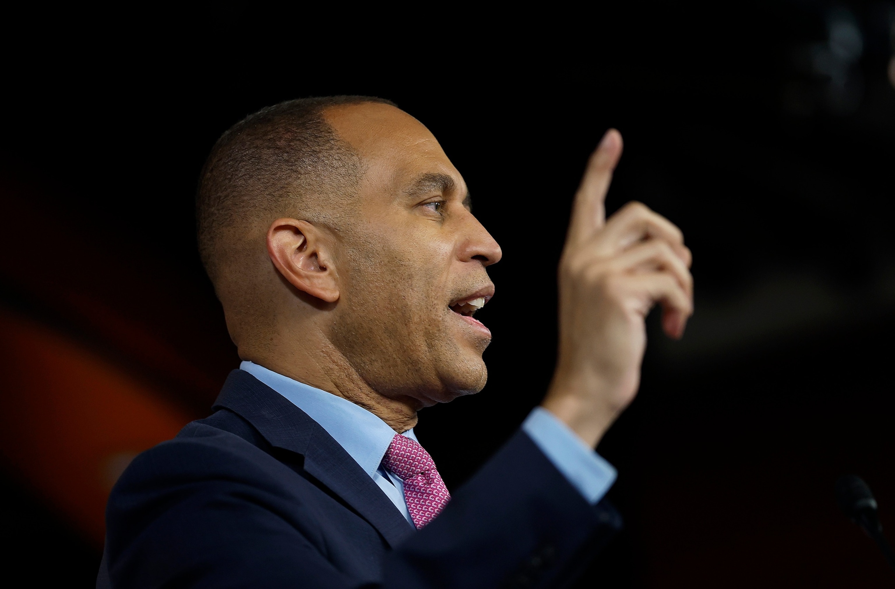 Jeffries Challenges Johnson as Shutdown Threatens WIC
