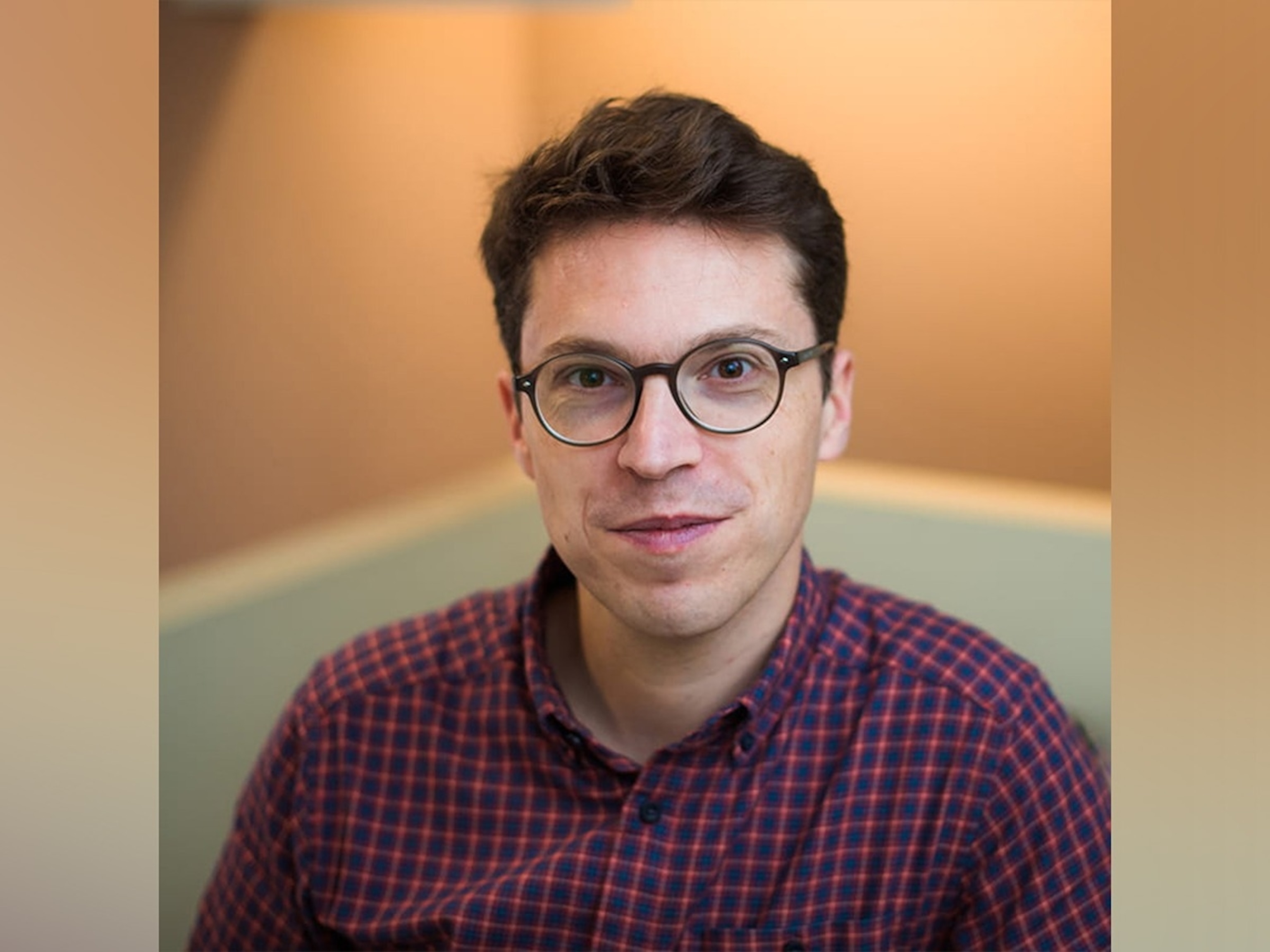 العالم النووي نونو لوريرو (وسائل إعلام أميركية). 