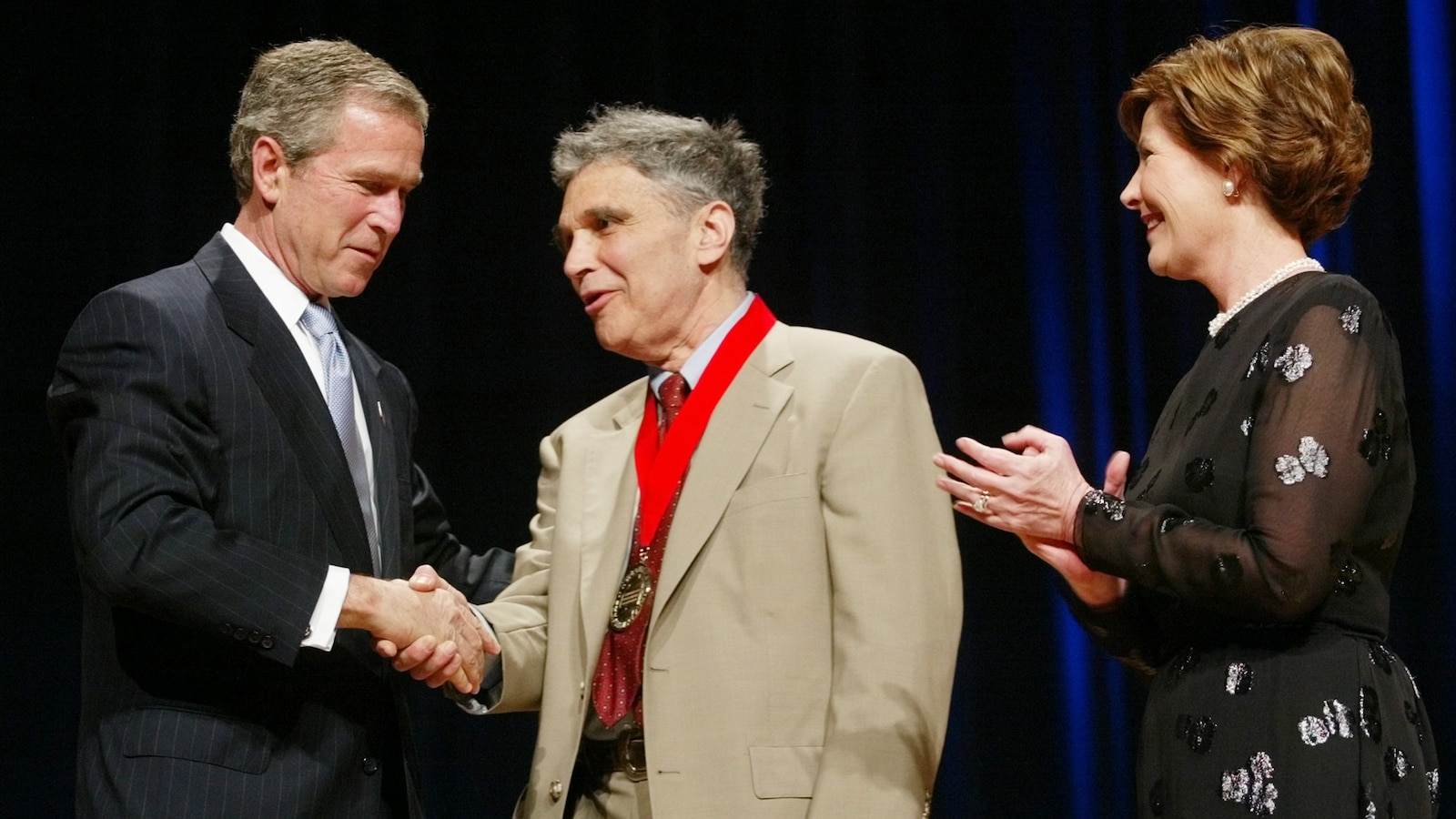 Psychiatrist Robert Coles, Pulitzer Prize-winning author who championed needs of children, dies
