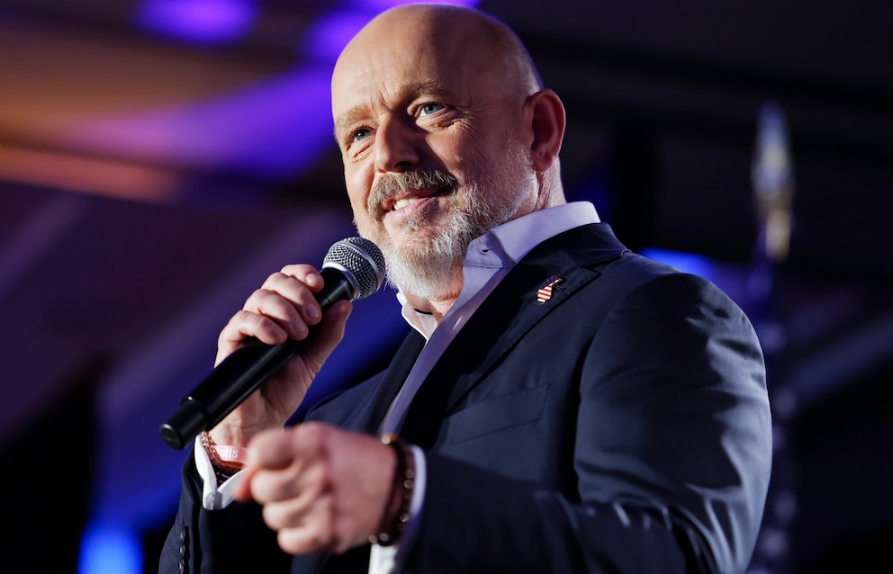 PHOTO: California Gubernatorial Candidate Steve Hilton Holds Primary Night Event In Huntington Beach