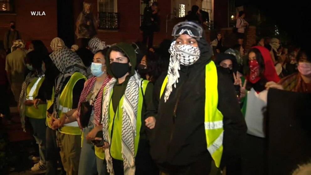 Video New Clashes On College Campuses Across The Us Abc News Video New Clashes On College Campuses Across The Us Abc News