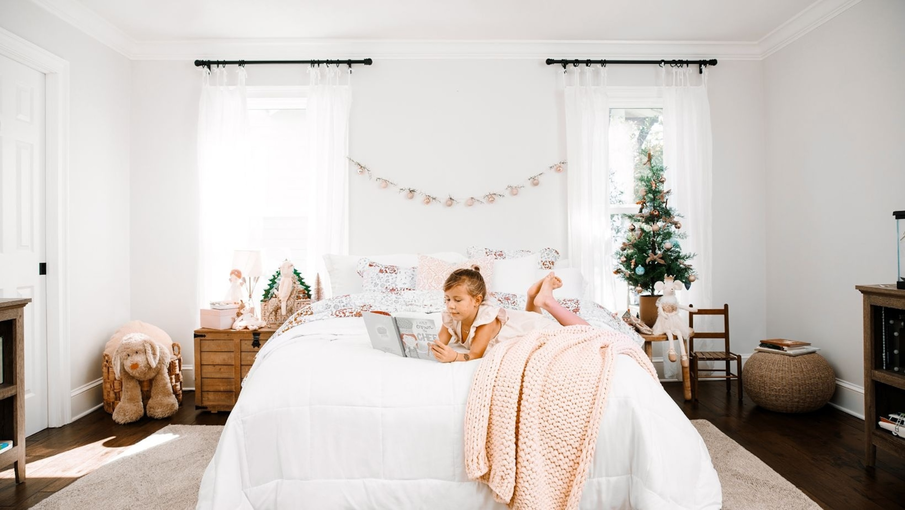 Linens & Hutch: Bedding