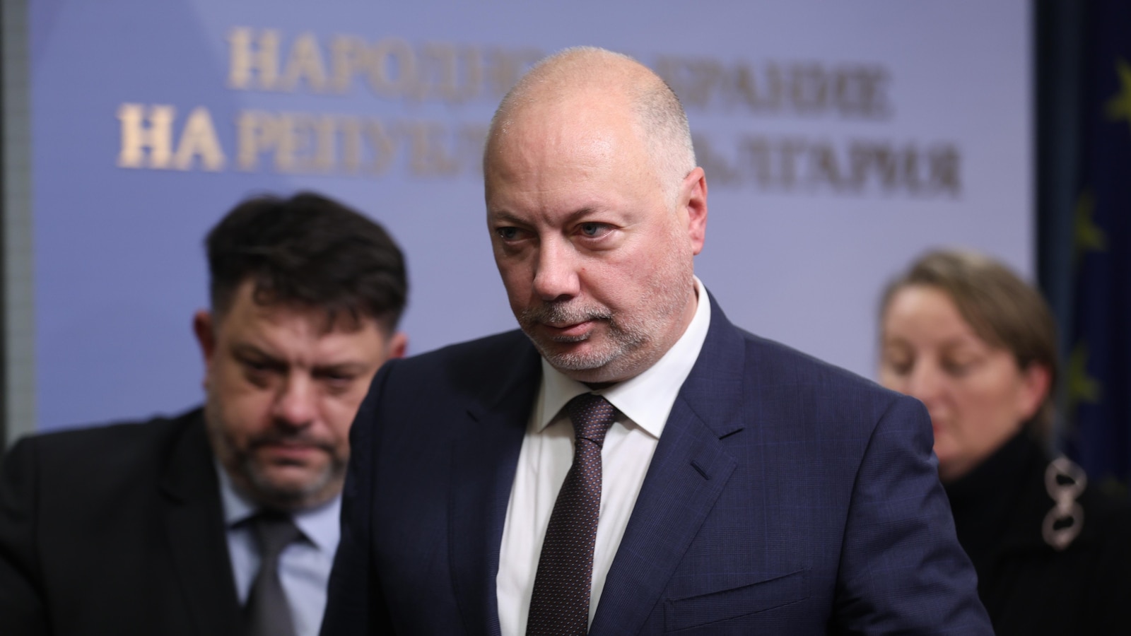 Президентът на България планира да се консултира с парламентарните групи