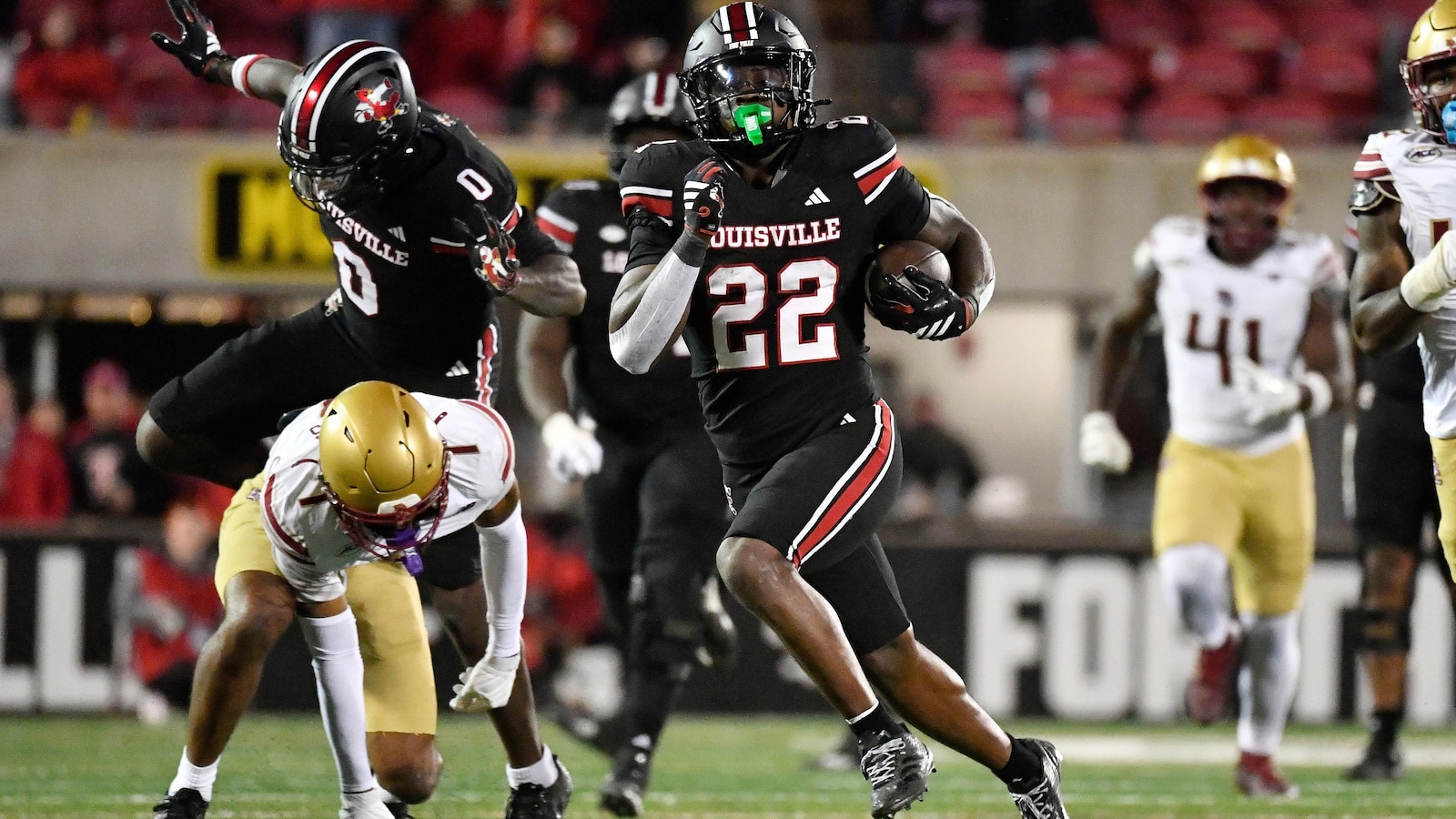 No. 19 Louisville Football Secures 38-24 Victory Over Boston College