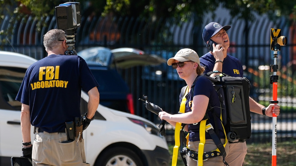 Dallas ICE shooter was targeting agents, not detainees: Officials - ABC News