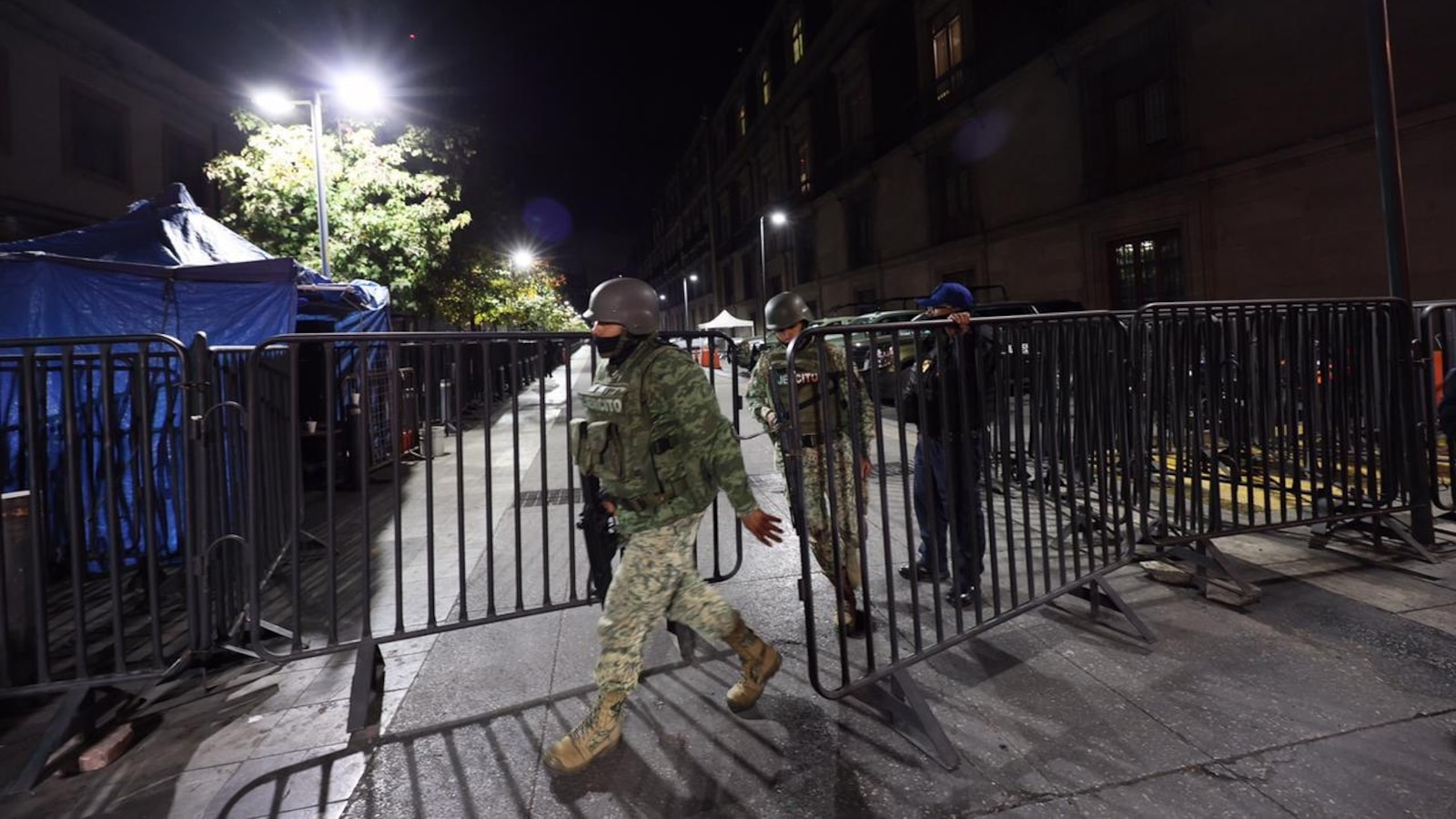 Mexico fears more violence after the army killed the leader of the powerful Jalisco cartel