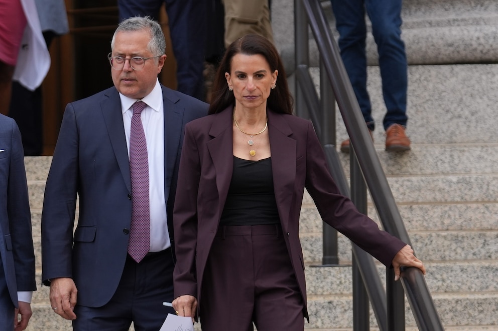 PHOTO: Defense attorneys for Luigi Mangione, Marc Agnifilo and Karen Friedman Agnifilo exit Manhattan federal court after Mangione pleaded guilty, Aug. 14, 2026 in New York City.