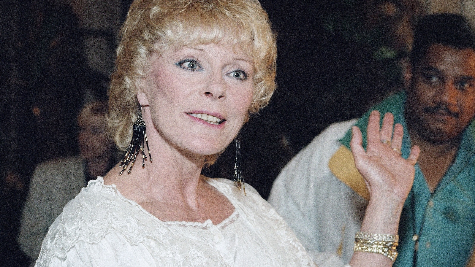 Elke Sommer, German-born star of ‘A Shot in the Dark’ and ‘The Prize,’ dies at 85  abcnews.com