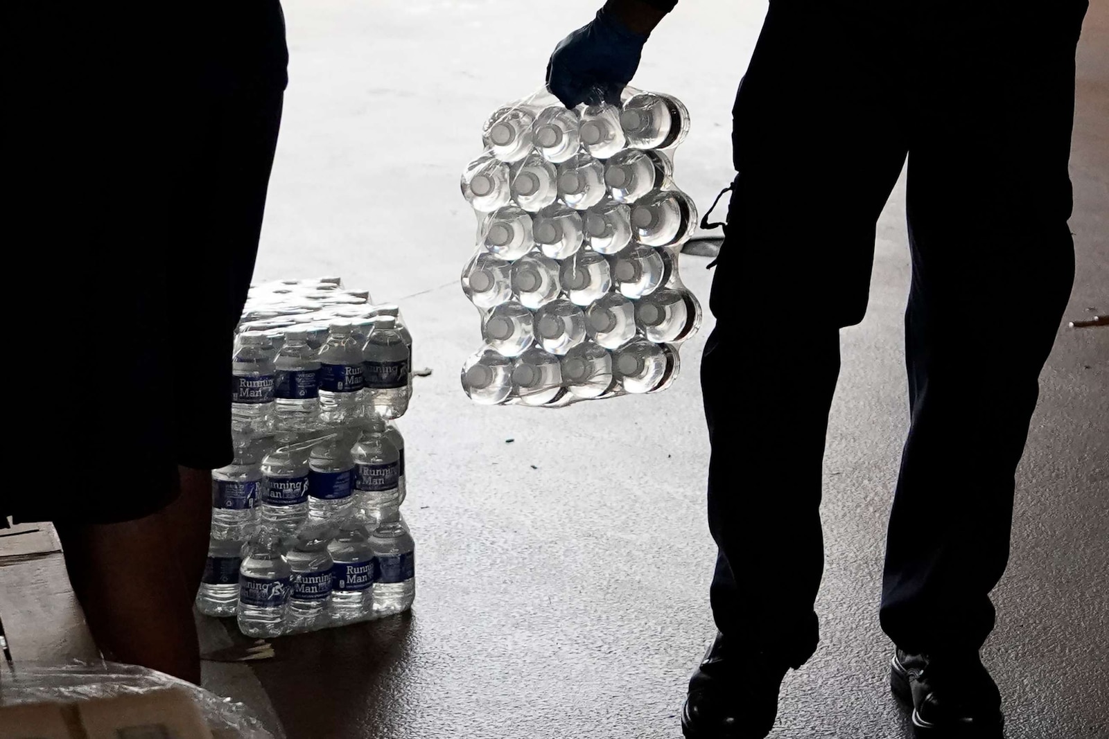 Jackson, Mississippi, water shortage crisis may cost billions of