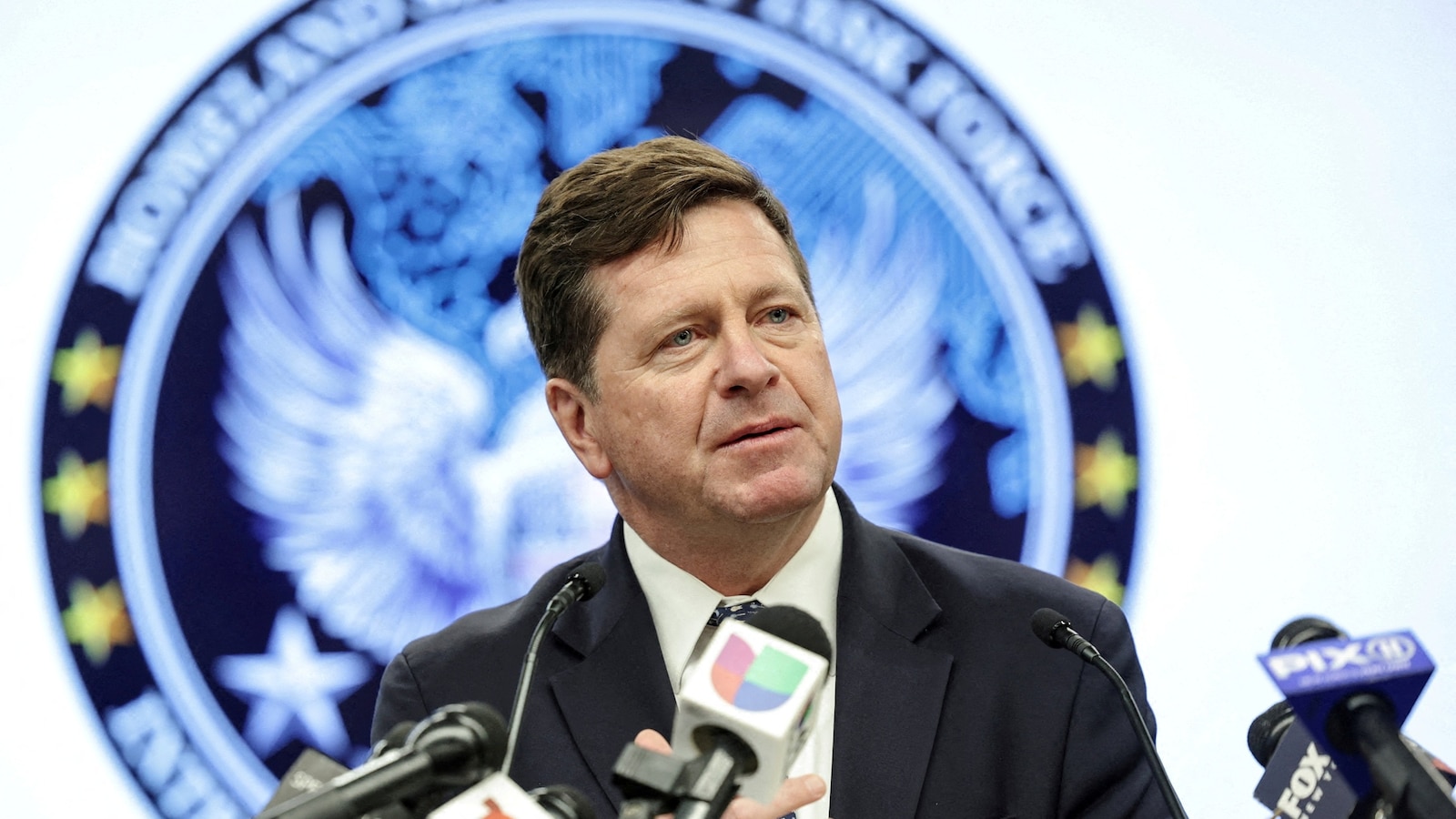 GOP senator says Clayton DNI hearing still on despite Trump's push for cancellation