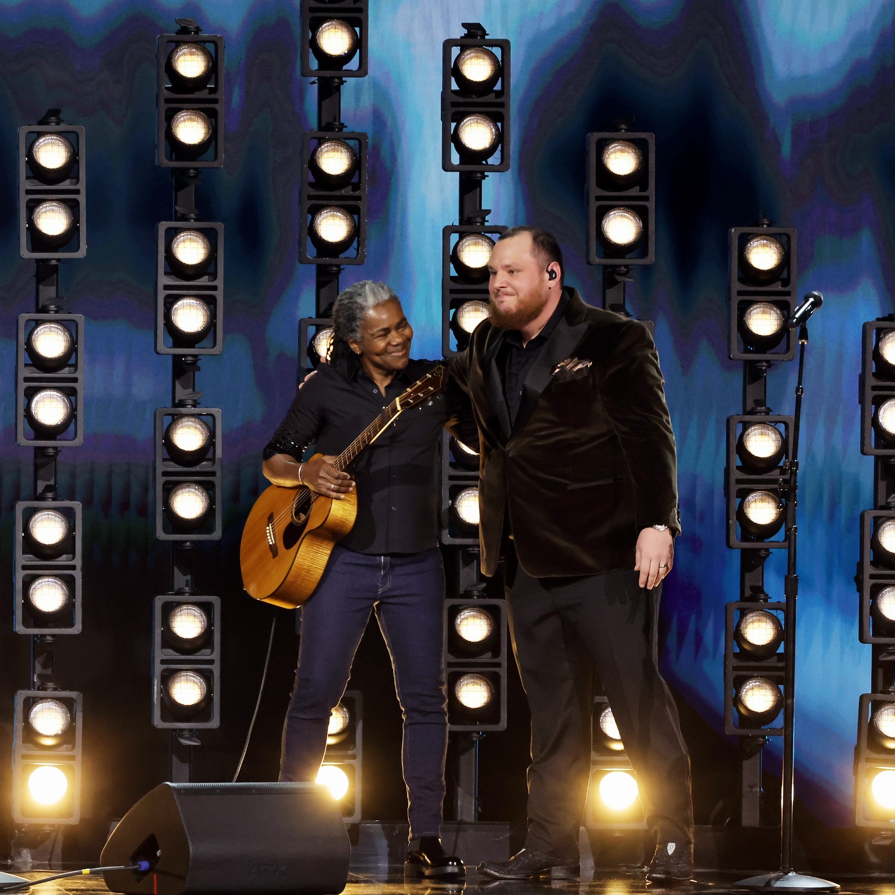 Tracy Chapman Performs Fast Car With Luke Combs At The 2024 Grammys Tracy Chapman Performs Fast Car With Luke Combs At The 2024 Grammys