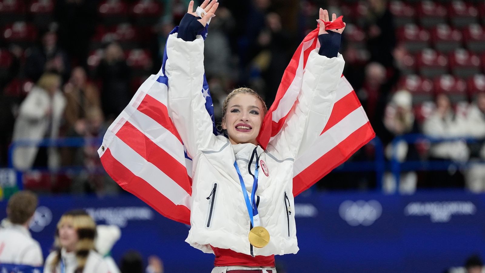 Madonna stuurt de Amerikaanse kunstschaatsster Amber Glenn geluk op de Olympische Spelen Madonna stuurt de Amerikaanse kunstschaatsster Amber Glenn geluk op de Olympische Spelen