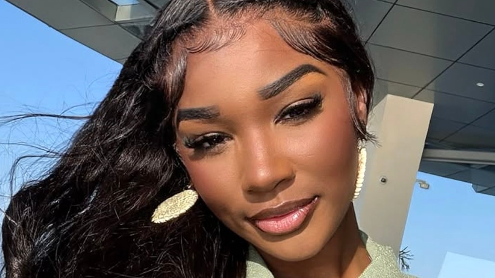 Family seeks answers after influencer Ashlee Jenae dies on vacation in Tanzania
