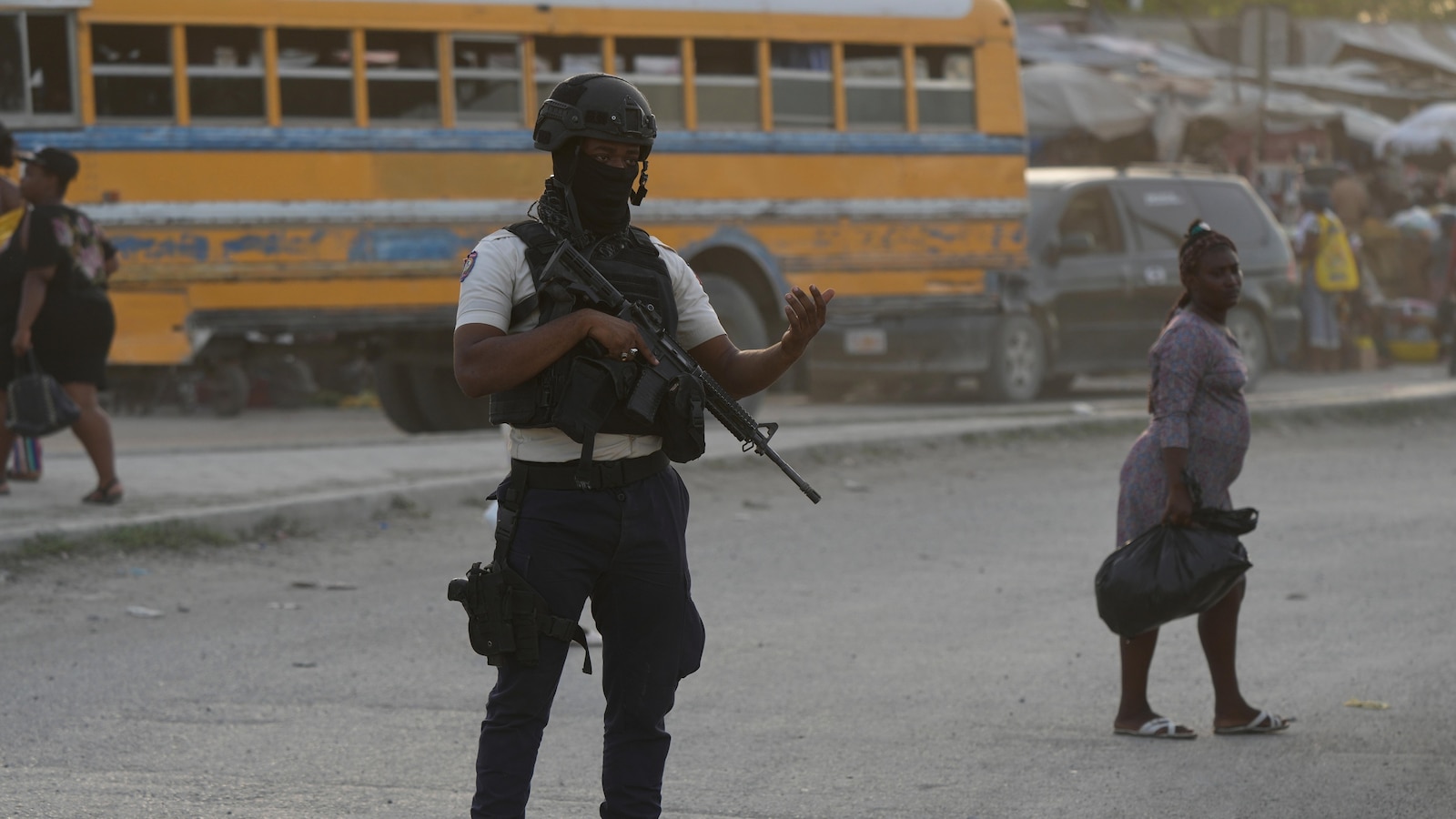 Doctors Without Borders permanently closes its emergency center in Haiti's capital