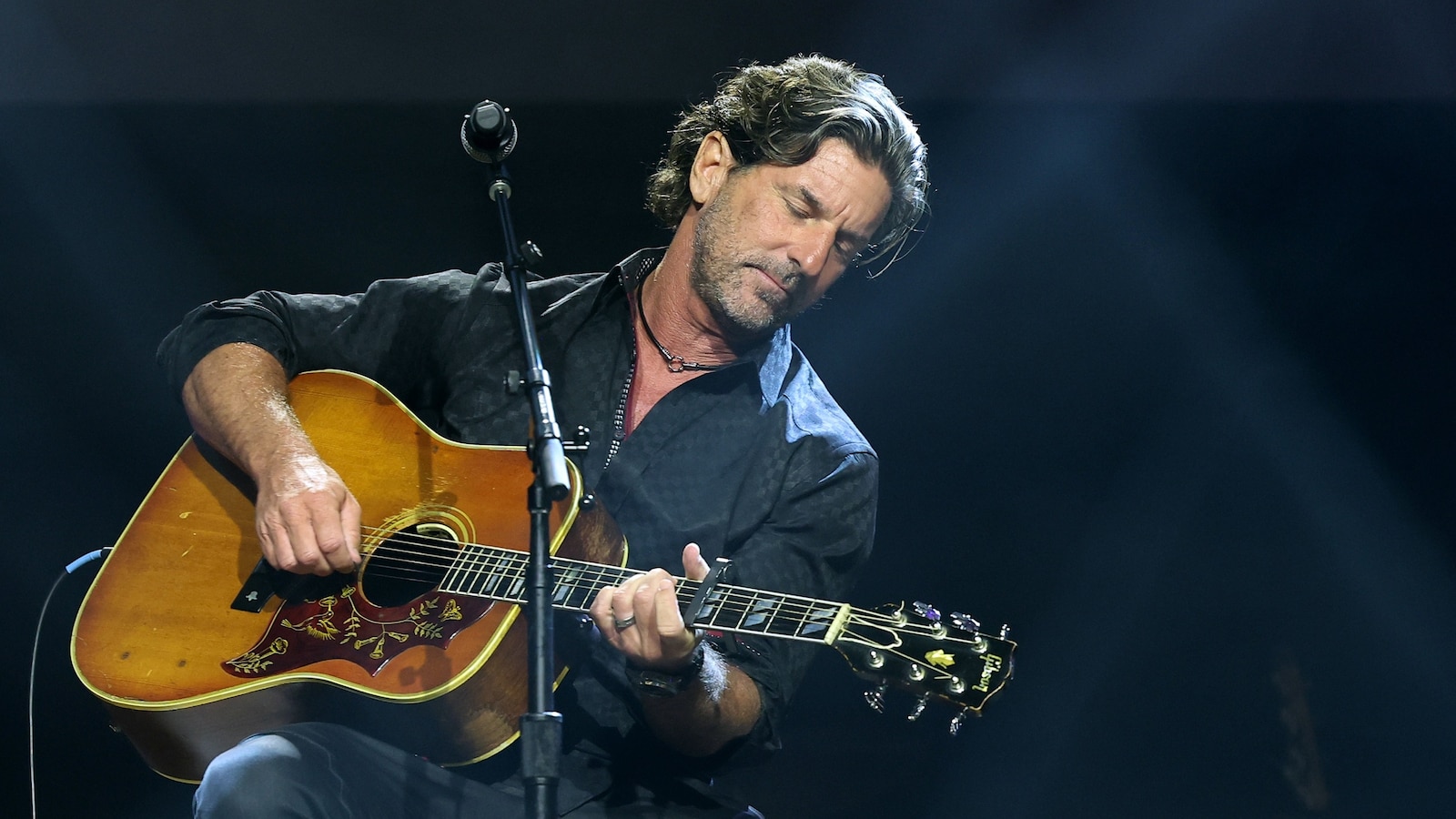 Songwriter Brett James among 3 killed in small plane crash in North Carolina