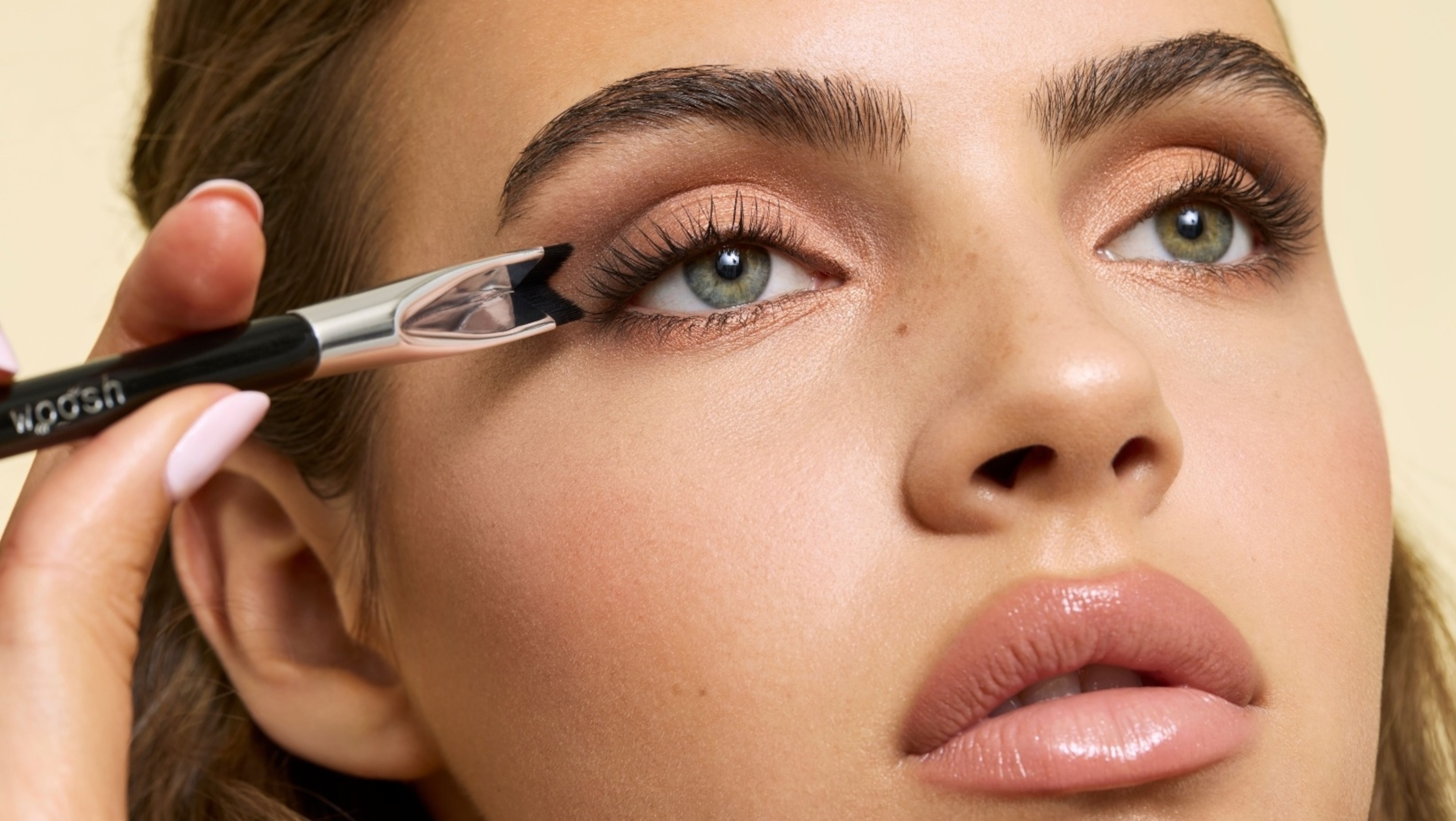 Woosh Beauty: Cosmetics