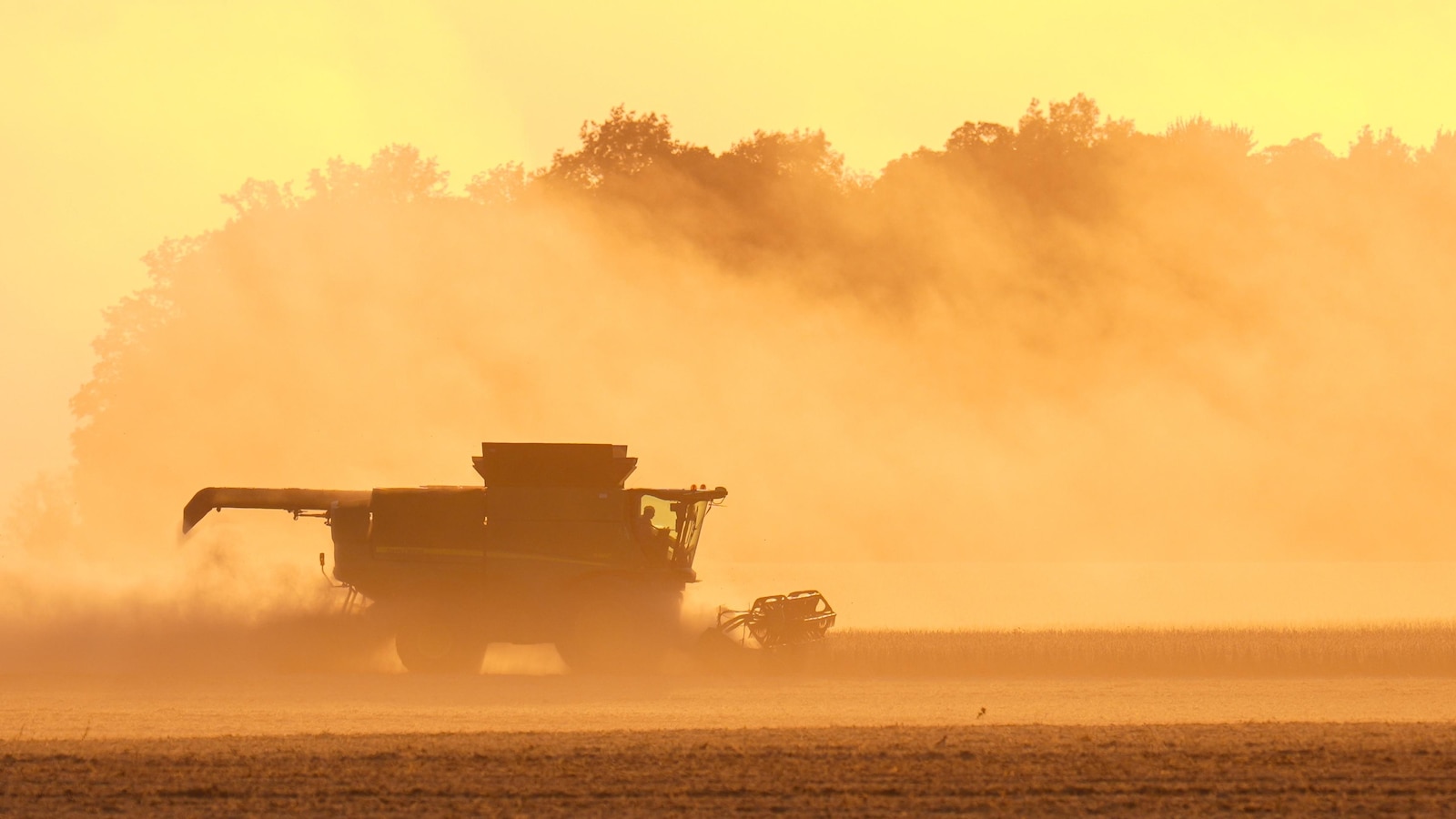 USDA is reopening some 2,100 offices to help farmers access $3B in aid despite the ongoing shutdown