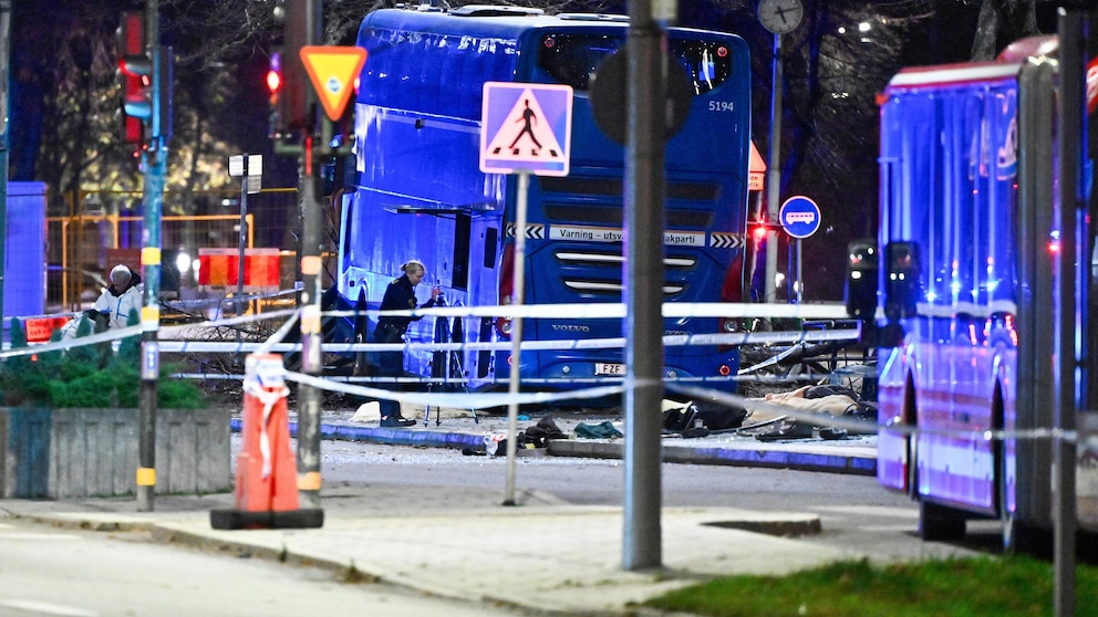 Bus crashes into bus stop in Stockholm, killing 3 people and injuring 3 - ABC News