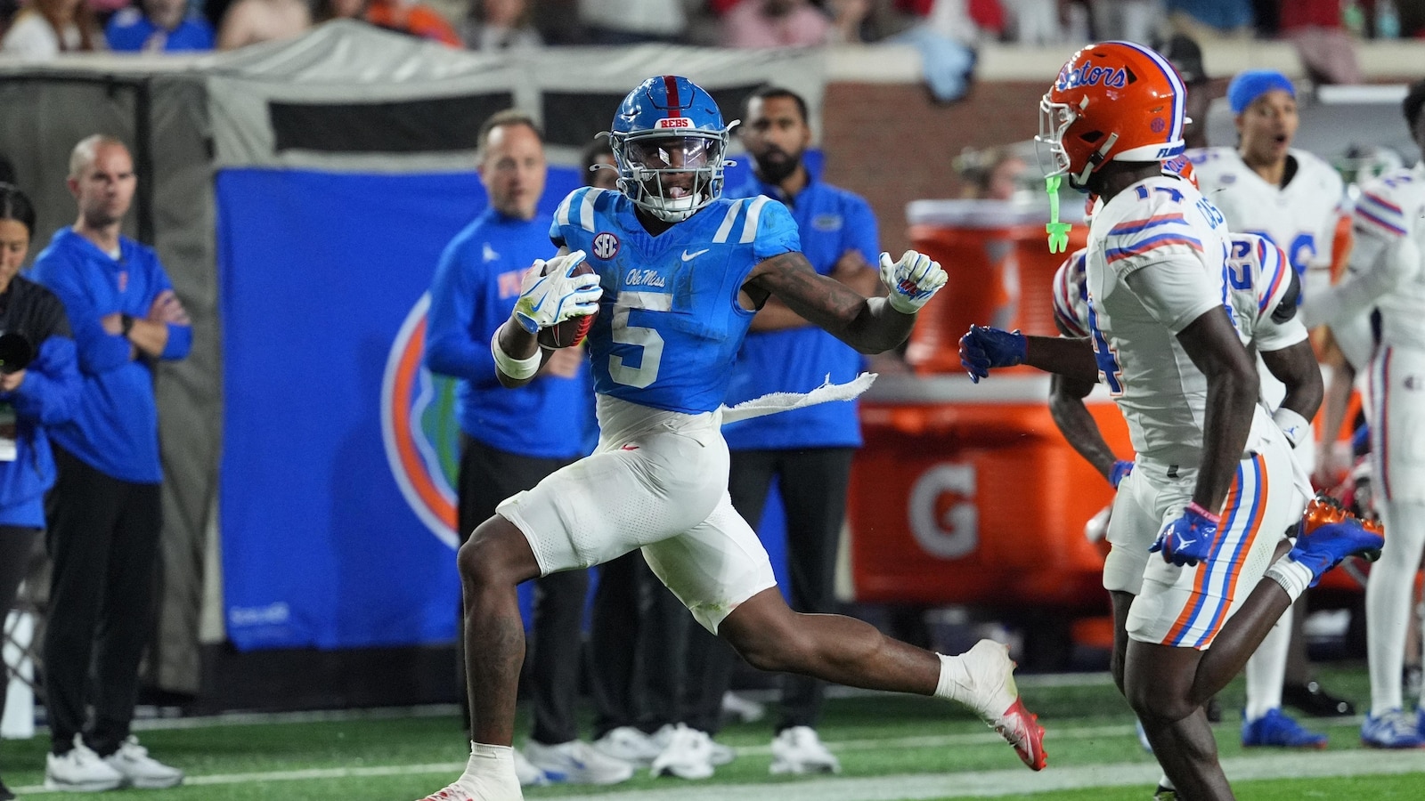 Lacy helps No. 6 Ole Miss rally past Florida for 34-24 win and Rebels fans chant 'We want Lane!'