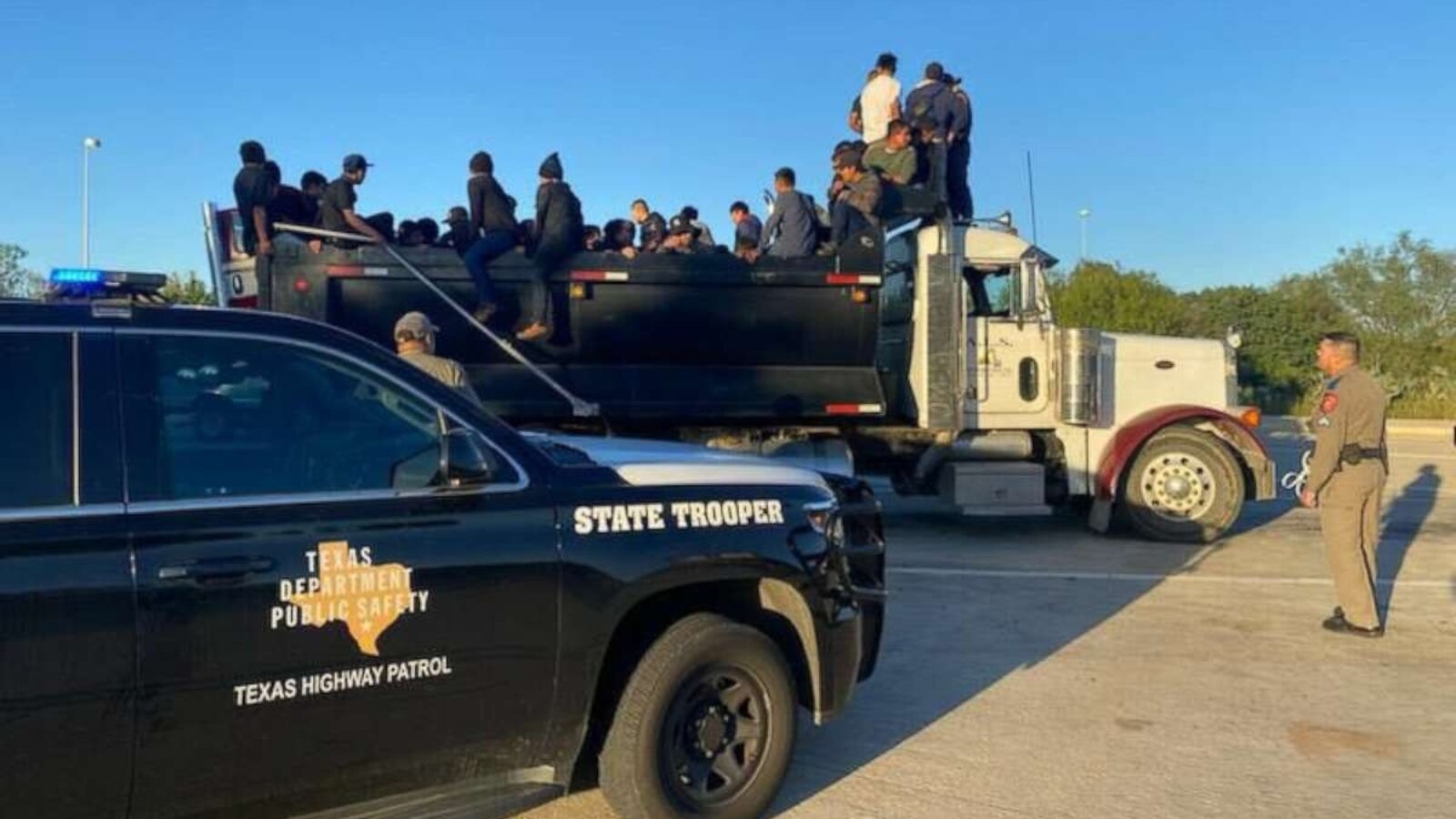 Texas man charged for allegedly smuggling 84 undocumented immigrants ...