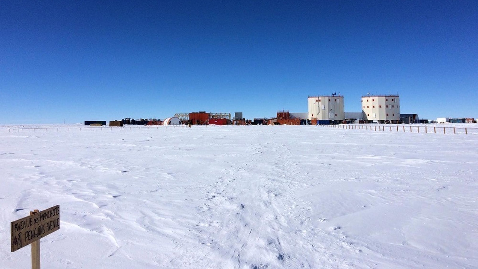 As global warming melts glaciers, a novel sanctuary in Antarctica is opening to preserve ice samples