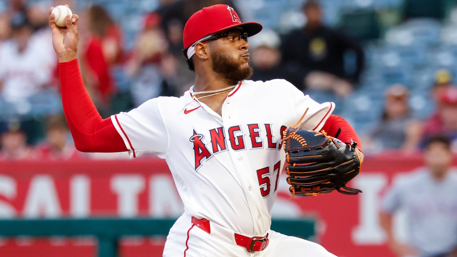 Ureña shines as Angels blank Rangers 7-0