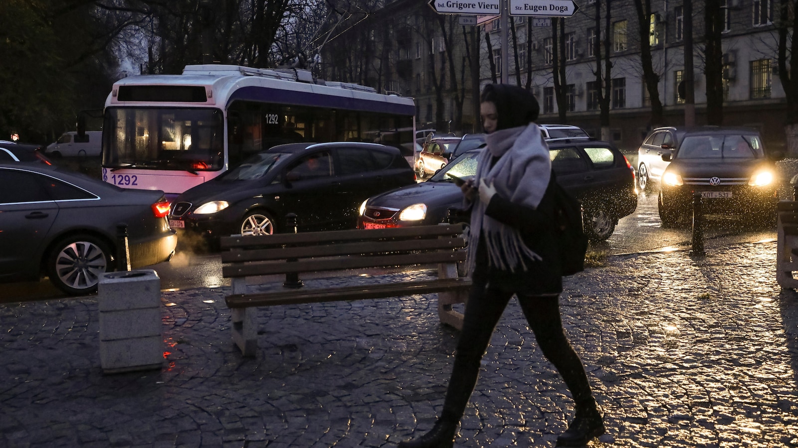 أعلنت مولدوفا حالة طوارئ للطاقة لمدة 60 يوما بعد أن أدى الهجوم الروسي على أوكرانيا إلى قطع خطوط الكهرباء الرئيسية