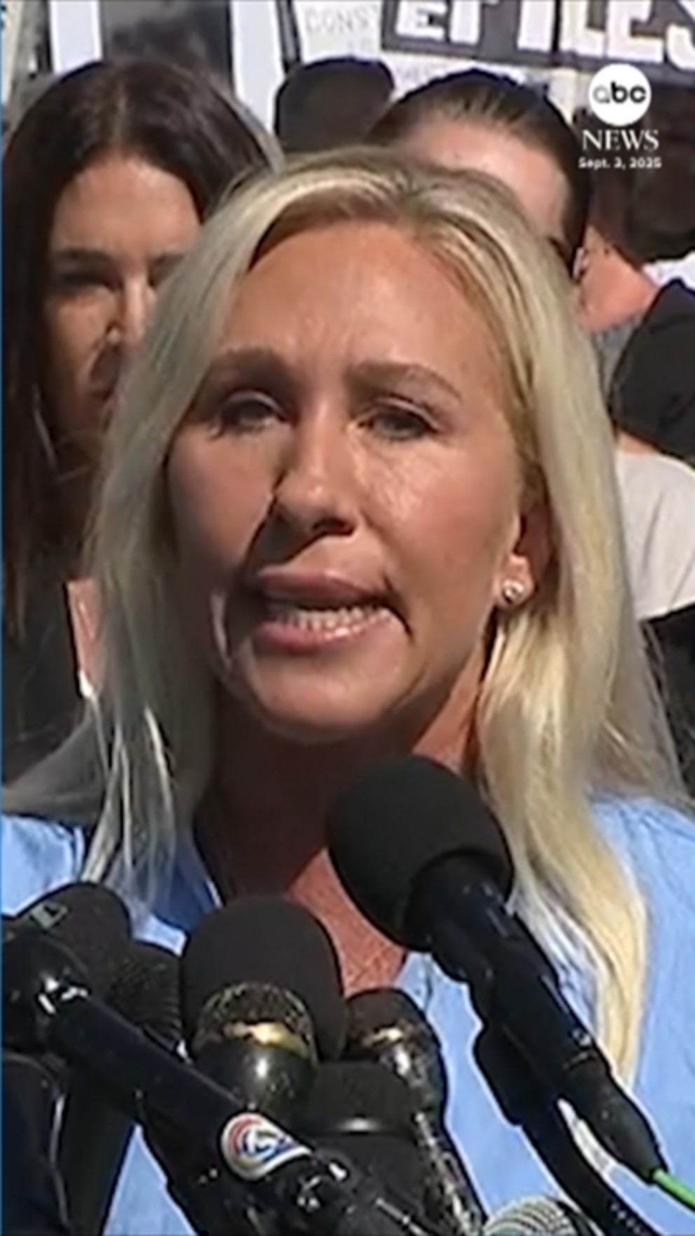 NextImg:Video Bipartisan representatives hold news conference with Epstein survivors