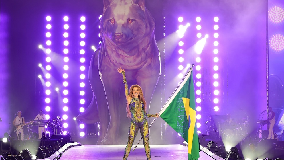 Shakira draws 2M fans to Copacabana for massive free concert