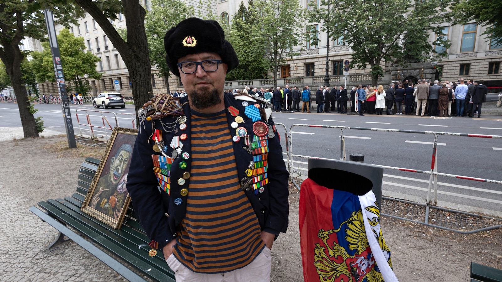 Полша арестува заподозрян в убийството през деня на руски художник, критичен към Путин