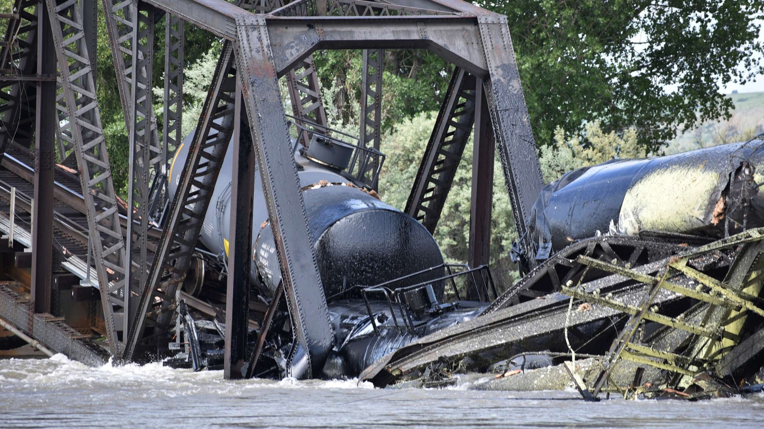 Cleanup continues after train carrying 'potential contaminants
