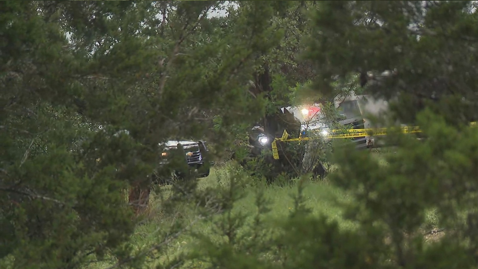5 killed in Texas plane crash, officials say