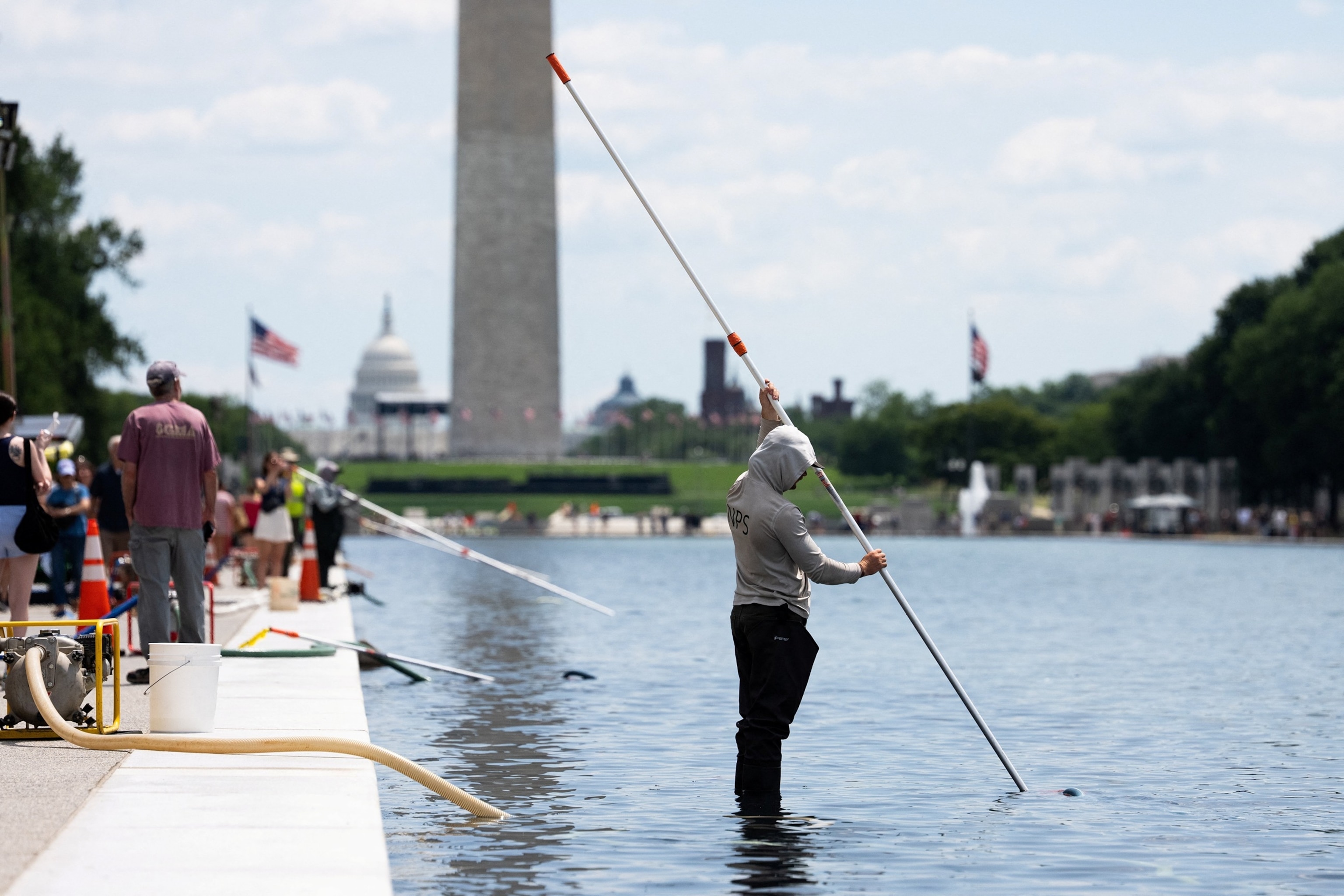 PHOTO: Renovations on the Lincoln Memorial Reflecting Pool