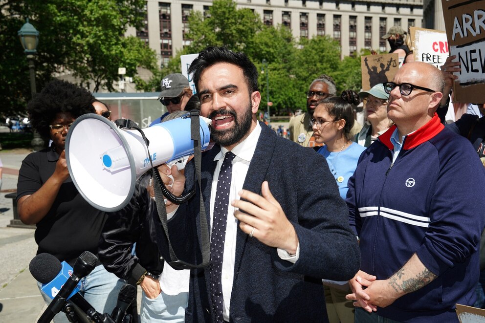 PHOTO: Zohran Mamdani, New York State Assemblyman and mayoral candidate for New York City, speaks at an emergency rally held at Foley Square in New York, New York, May 10, 2025.