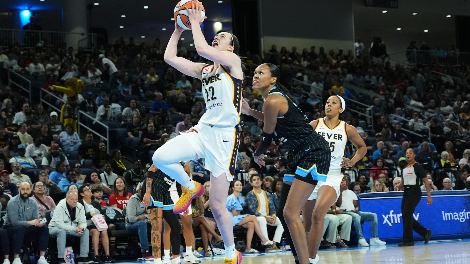 Clark's Career Night Fuels Fever's 113-90 Rout of Sky