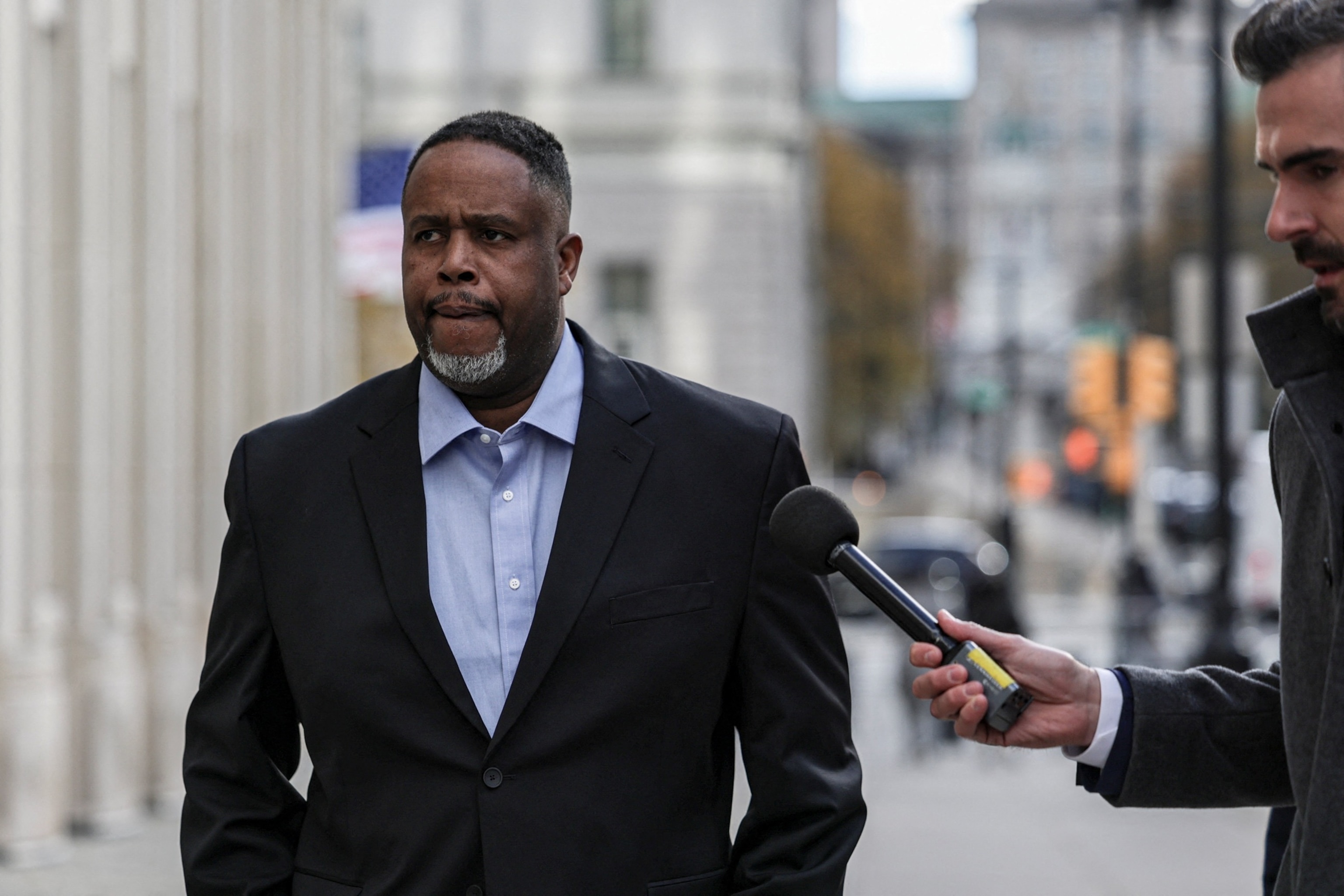 PHOTO: Former NBA player Damon Jones arrives at the Brooklyn Federal Courthouse following his arraignment hearing on illegal gambling schemes, in Brooklyn, New York City