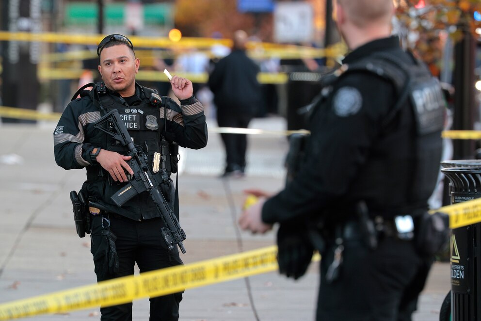 PHOTO: National Guard Members Shot In Washington, D.C.