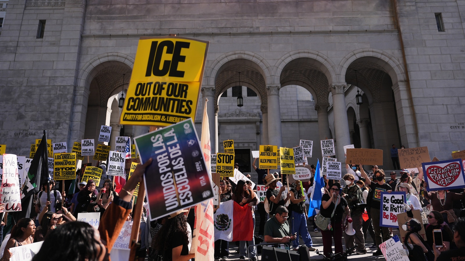 Federal judge restricts warrantless immigration arrests in Southern California Federal judge restricts warrantless immigration arrests in Southern California