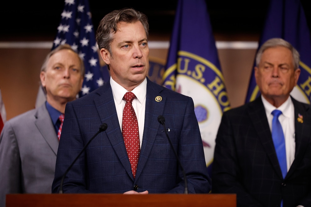 PHOTO: Rep. Good Holds A Press Conference To Discuss The Stand With Israel Resolution