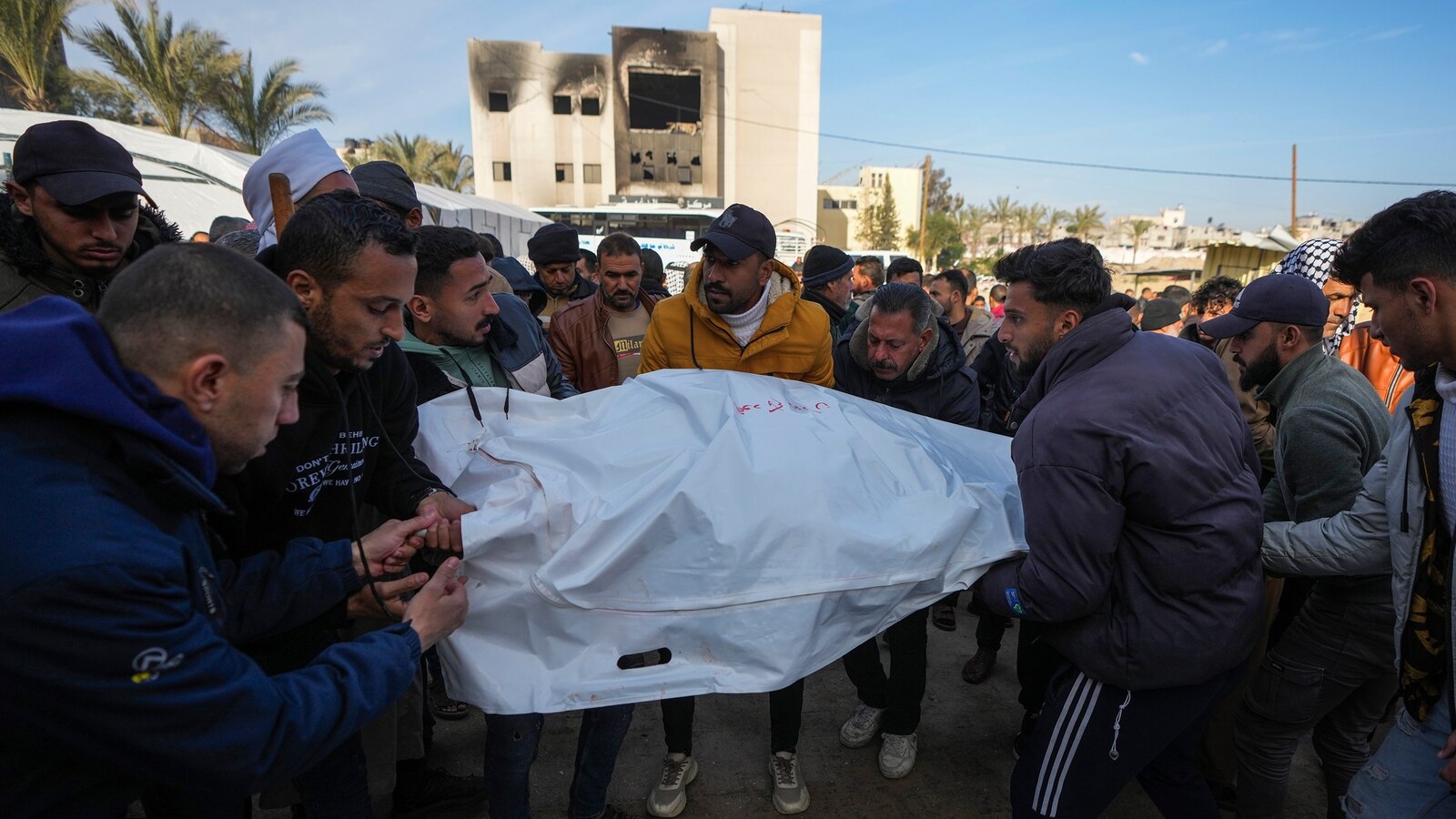 Israeli strikes kill 150 in Gaza as peace talks resume - ABC News